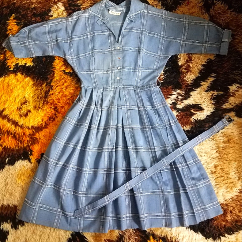 True Vintage 1950s Shirtwaist Dress with Belt